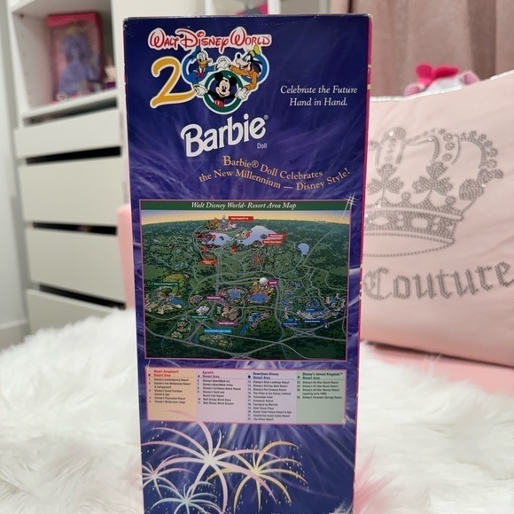 Walt Disney World 2000 millenial Barbie 🪩✨🎀 - Picture 2 of 3